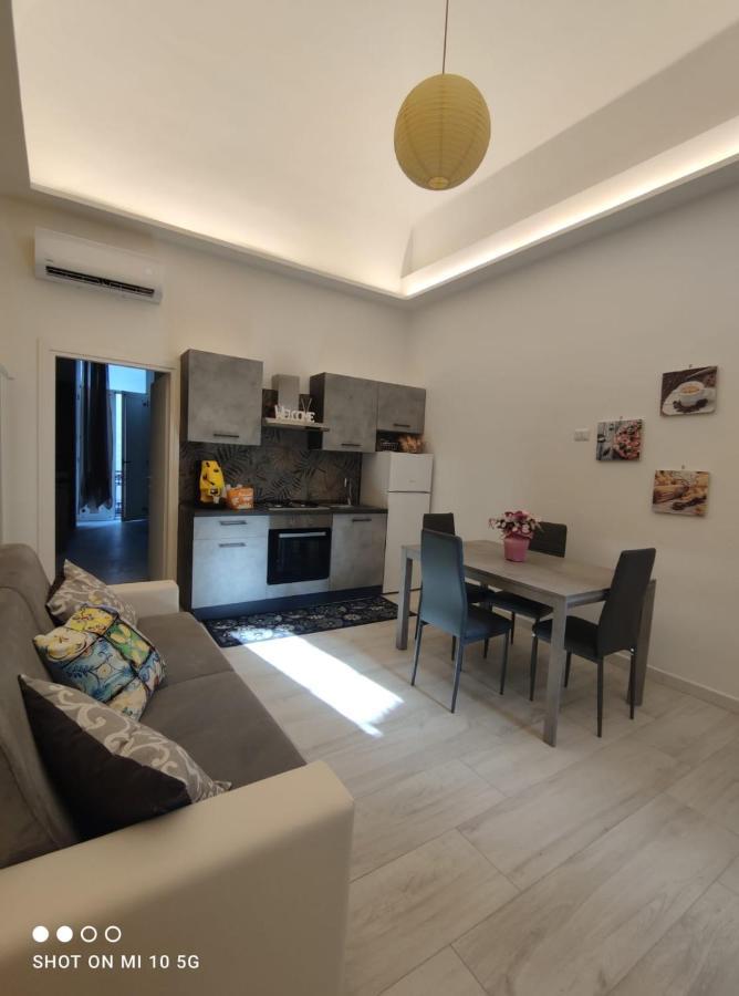 Domus Gaudio Near Oplonti Ruins Apartman Torre Annunziata Kültér fotó